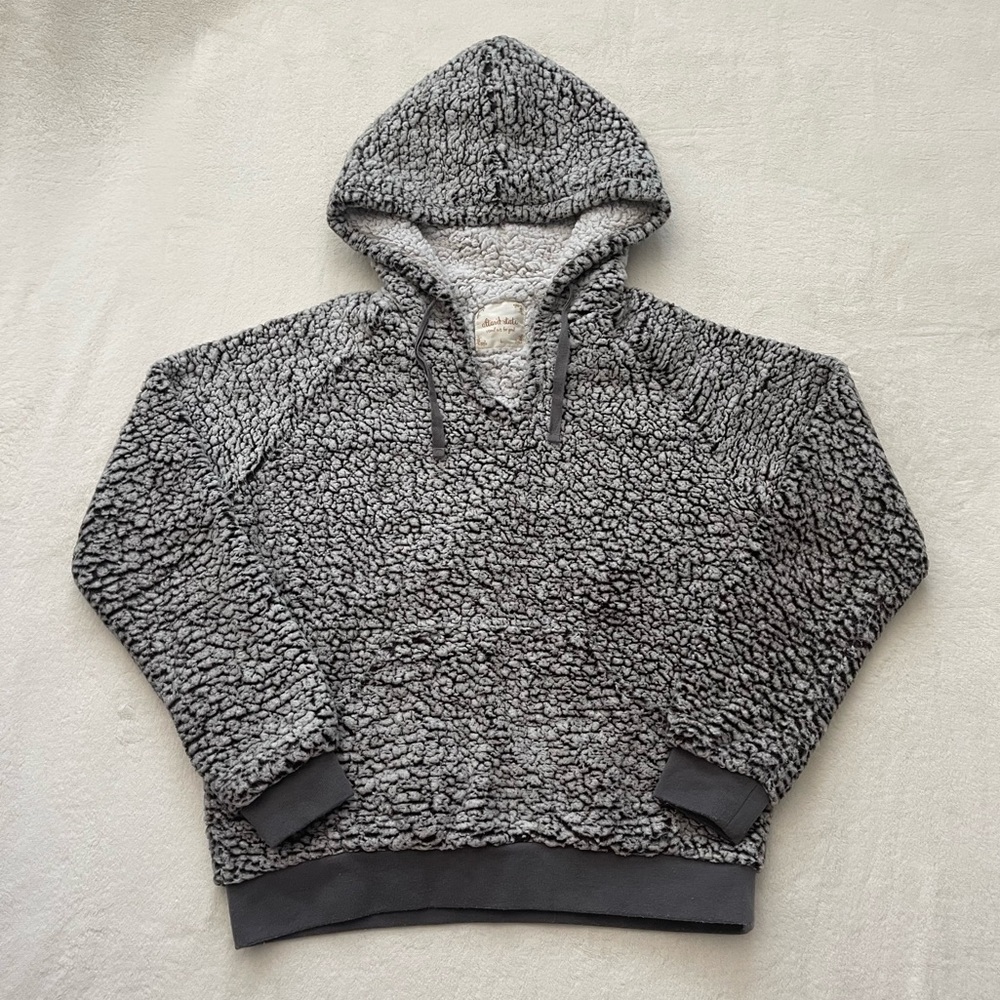 Altar’d State | Grey teddy hoodie | L